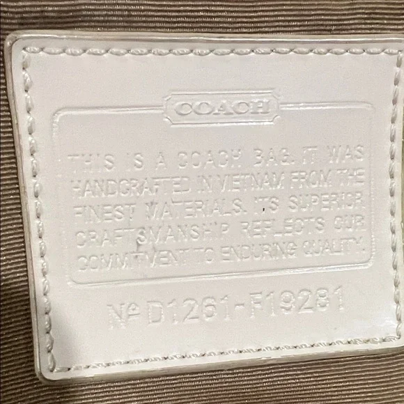 Coach Beige and White Signature Shoulder Bag - Picture 7 of 10